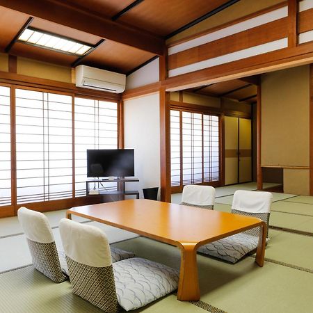 Tsuruya Ryokan Тойоока Екстер'єр фото